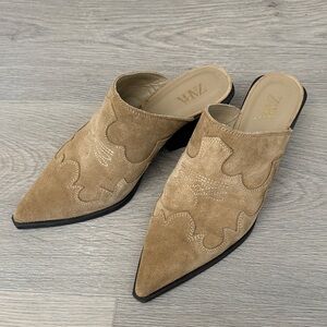 Zara Women's Brown Suede Embroidered Mules